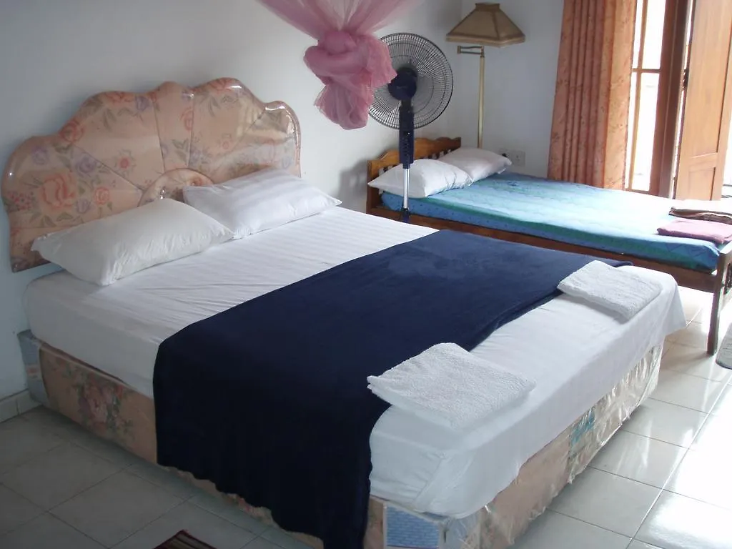 Patrick Holiday Resort نيجومبو سريلانكا