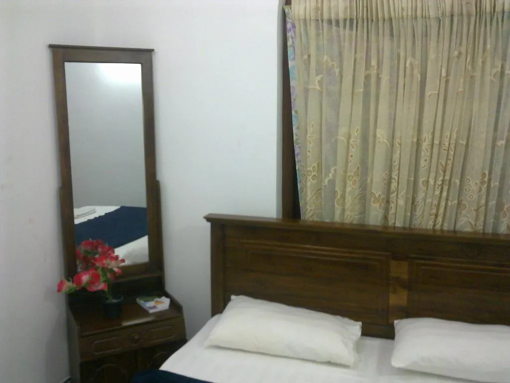 Patrick Holiday Resort نيجومبو 0*,